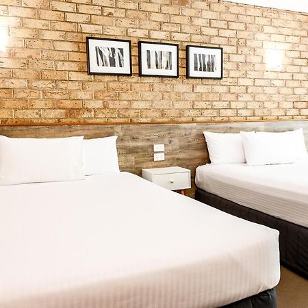 Sunshine Coast Motor Lodge Woombye Bagian luar foto